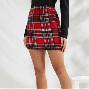 Red plaid skirt ✨school girl skirt ✨